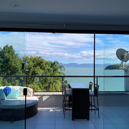 Lindo Duplex Pe Na Areia Com Praia Privativa カラグァタトゥバ エクステリア 写真