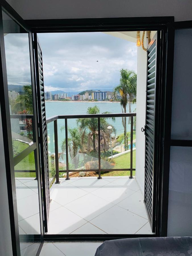 Lindo Duplex Pe Na Areia Com Praia Privativa カラグァタトゥバ エクステリア 写真