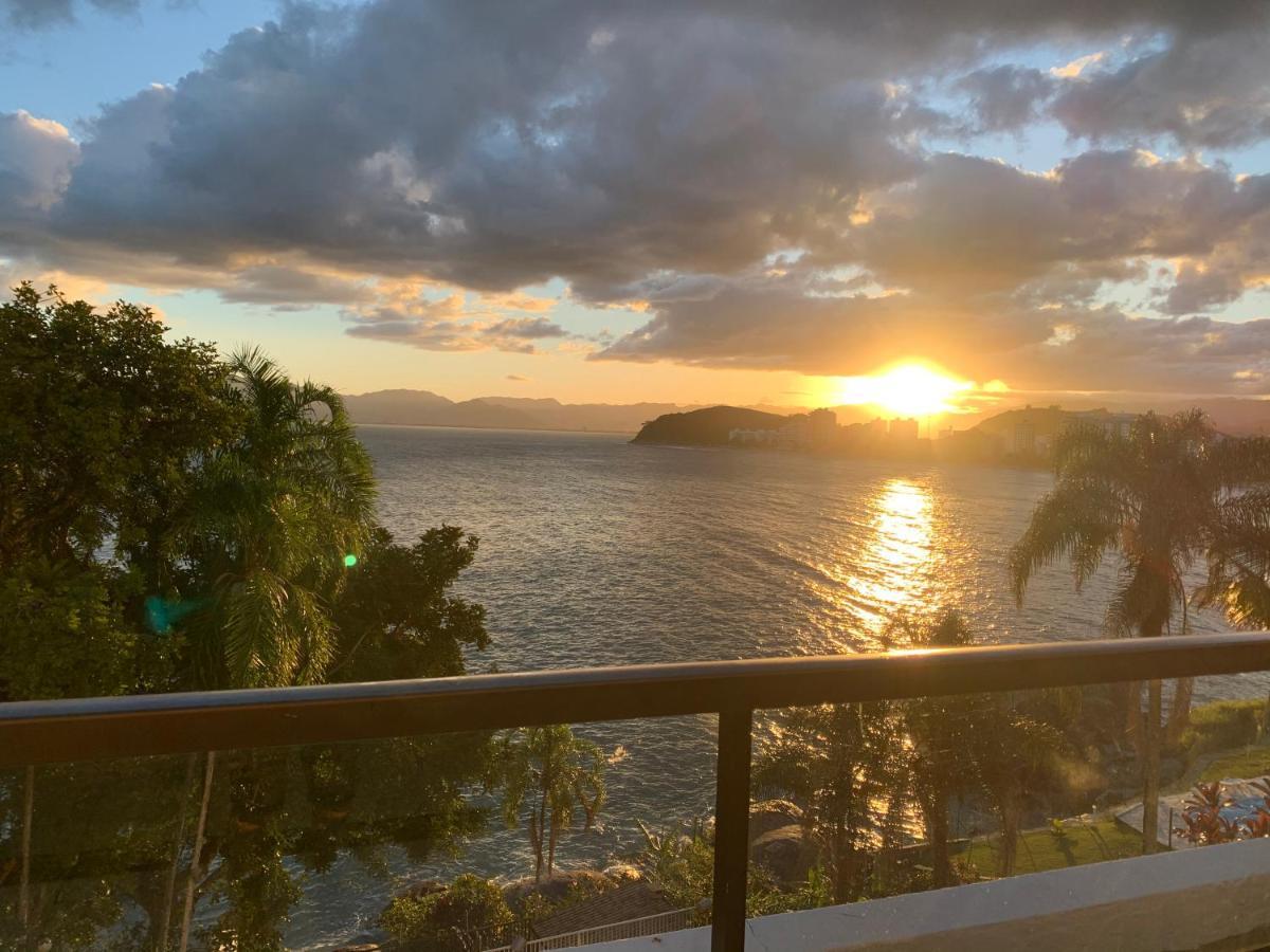 Lindo Duplex Pe Na Areia Com Praia Privativa カラグァタトゥバ エクステリア 写真