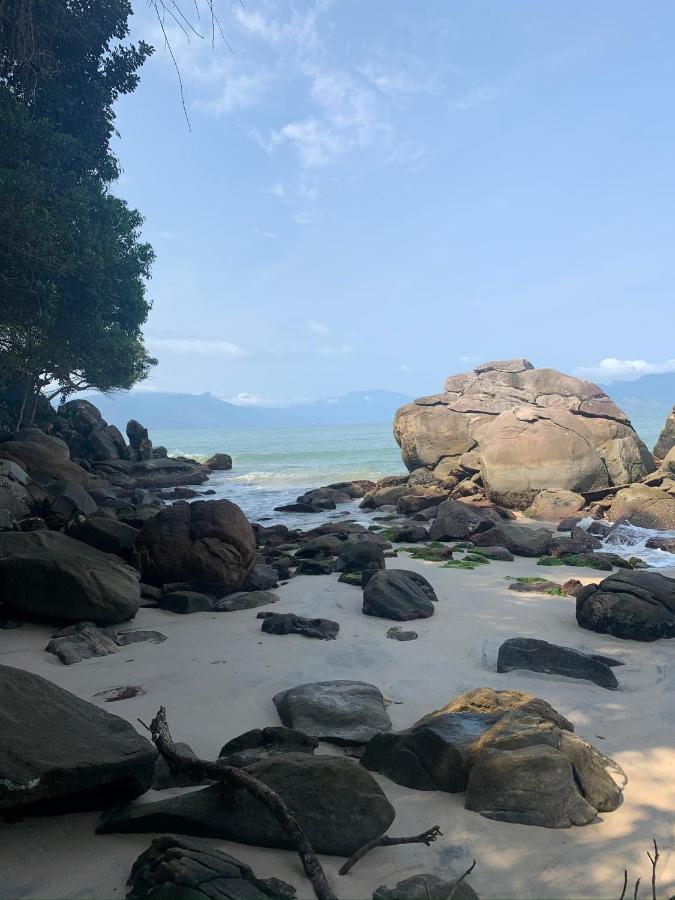 Lindo Duplex Pe Na Areia Com Praia Privativa カラグァタトゥバ エクステリア 写真